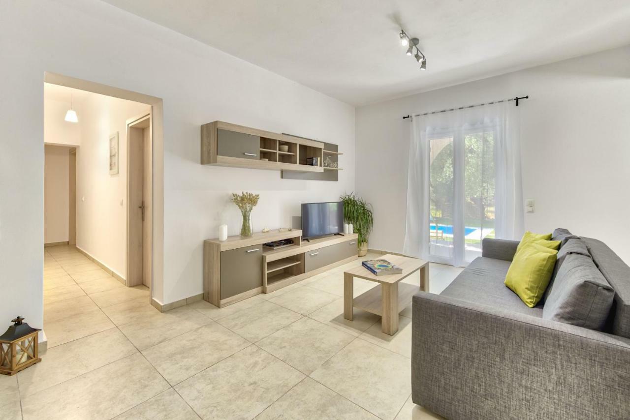 Vardavilla Lithakia  Exteriör bild